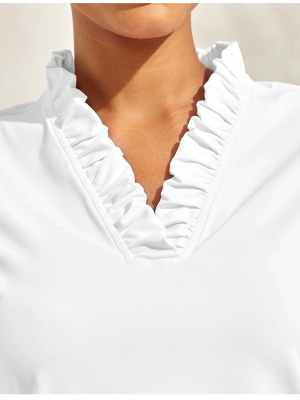 Acegolfs Women's Sz Large White Long Sleeve Ruffle Neck Golf Shirt